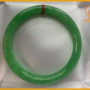 Green Jadeite Jade Bangle Bracelet 45-75mm | Vintage Gemstone Jewelry for Men - Mother's Day gift - Elegant Gift Bracelet for Sister Grandma