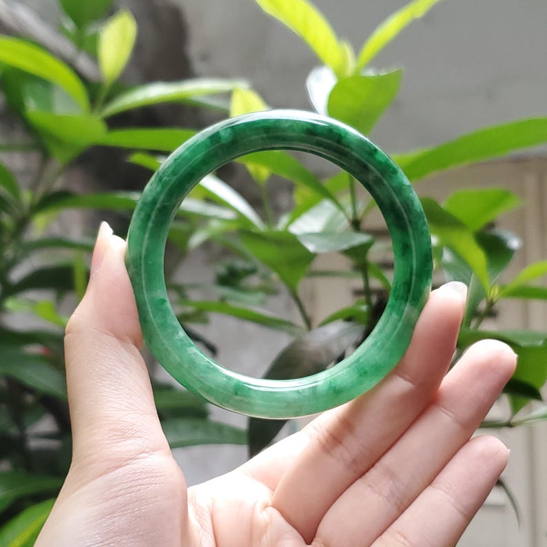 Brazalete YingMart de jadeíta verde y blanco de 48-72 mm de alta calidad, regalo para su hermana, abuela, hombre, mamá, Feng Shui personalizado. imagen 2