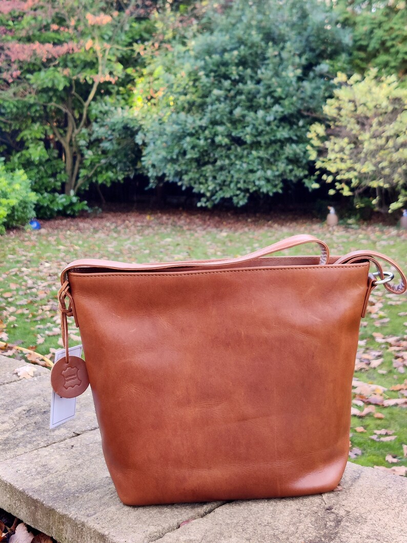 Crossbody Bag Purse Shoulder Bag with Adjustable Strap Handbag AVA Leather Full-hide Bucket Bag