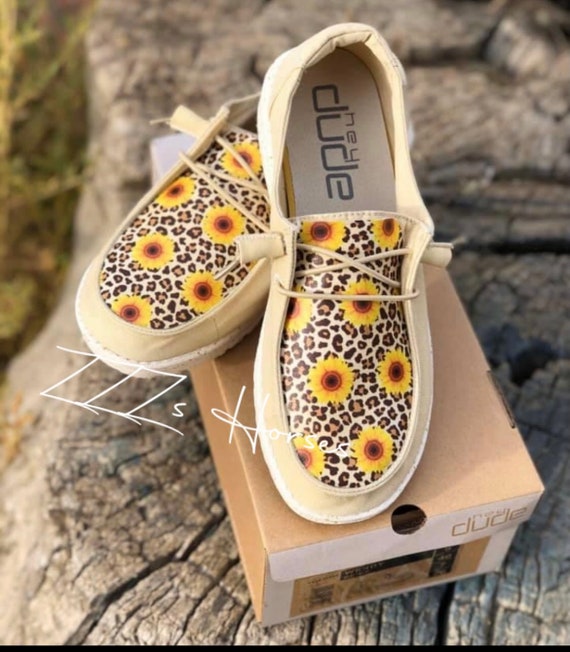 hey dude martin shoes