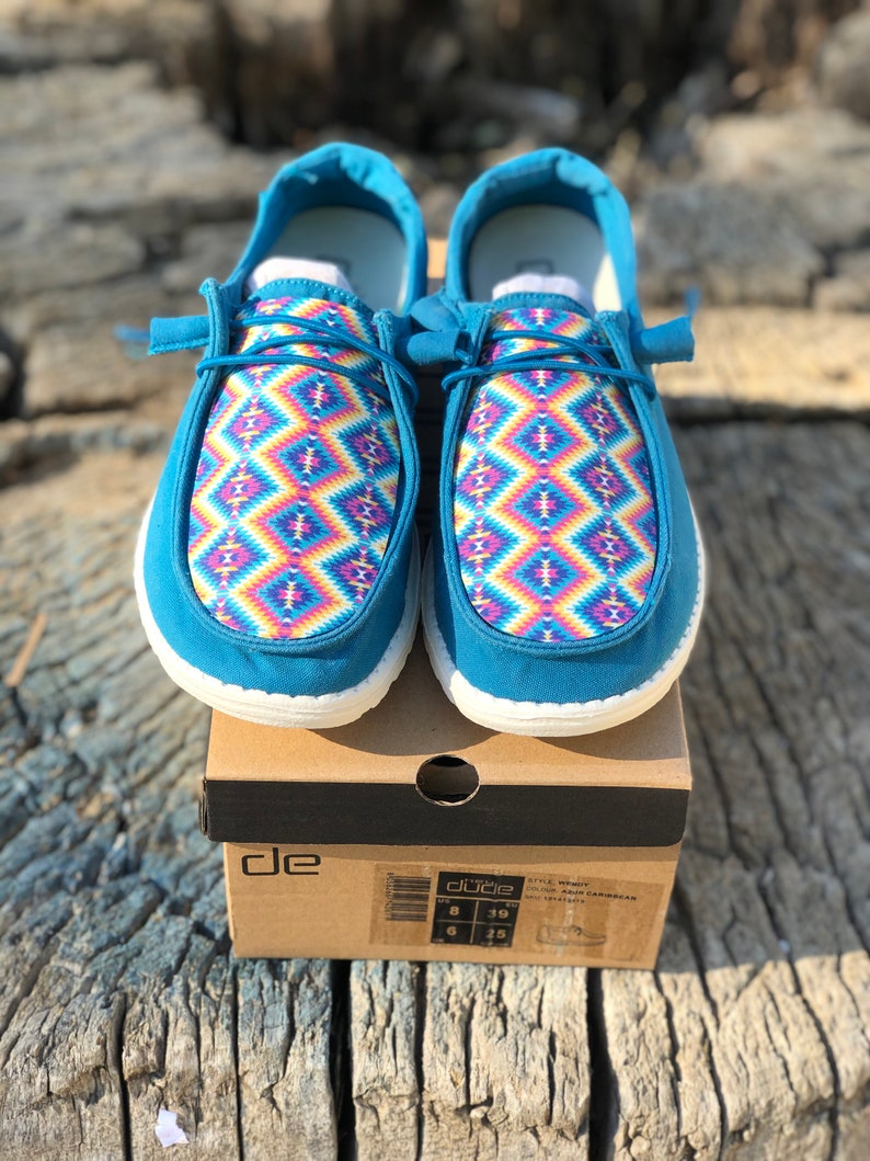 phone number to hey dude shoes