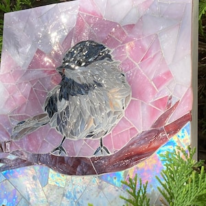 Tableau oiseau en mosaïque de verre Tiffany, décoration murale dart pour la maison fait main en France, idée cadeau femme Noël anniversaire image 4