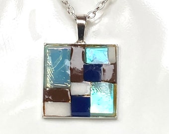 Collier pendentif en mosaïque bleue, bijou en mosaïque de verre Art Déco géométrique, idée cadeau femme amie anniversaire Noël