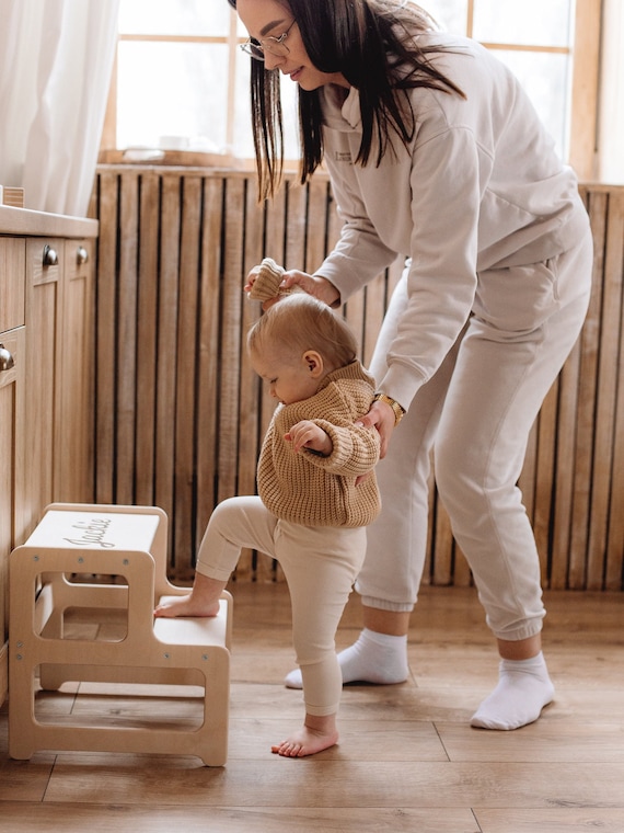 Babai Toys - Taburete para niños de madera