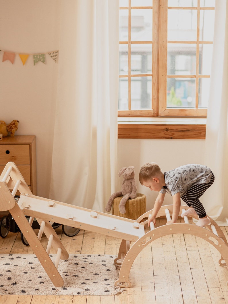 Montessori meubels set van drie items, klimboog peuterhelling Montessori driehoek, houten fitnessruimte Kletterdreieck, klimhal Dreieck afbeelding 6