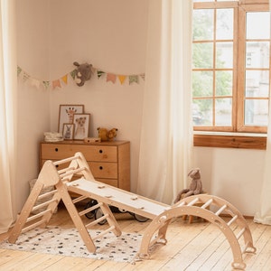 Montessori meubels set van drie items, klimboog peuterhelling Montessori driehoek, houten fitnessruimte Kletterdreieck, klimhal Dreieck afbeelding 3
