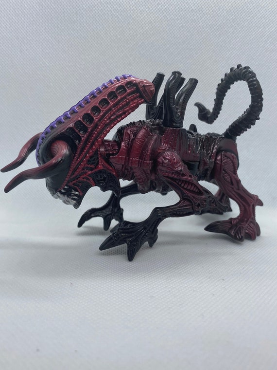 Bull hotsell alien toy
