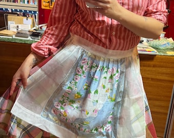 1950a early silk organza apron with California map handprinted Disneyland Hollywood souvenir rose bowl