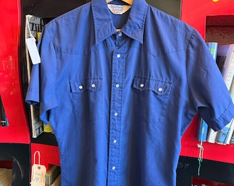 Cowboy geek  Vintage mens button up shirt 1970s Watchman Western Wear short sleeve shirt deadstock M navy blue pearl buttons