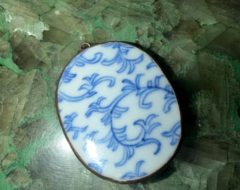 vintage antique china porcelaine pendant