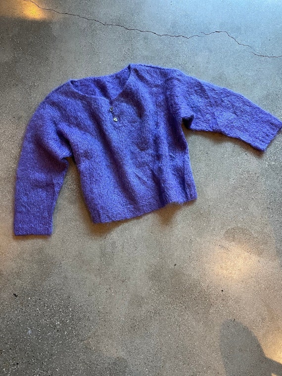 LOT_22 Vintage 90s hand made cropped jumper purple