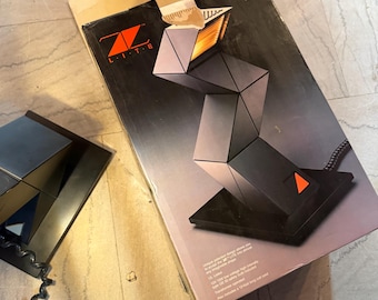 Postmodern zig zag Z lite lamp with original box halogen