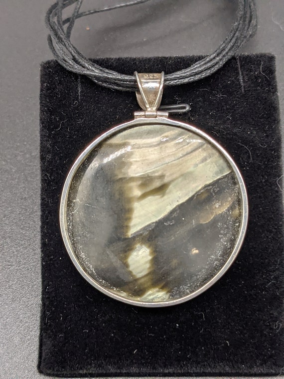 Amazing all over carved abalone large round disc … - image 4