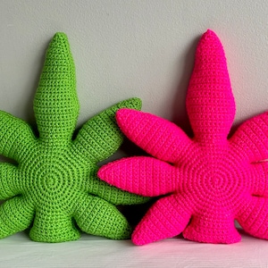Crochet Marijuana Leaf Throw Pillow | Stoner Pillow