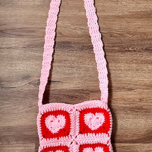 Crochet Heart Granny Square Crossbody Bag | Valentine’s Day Bag