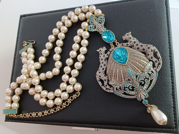 Heidi Daus- Collier de perles avec 2 panthères-co… - image 3