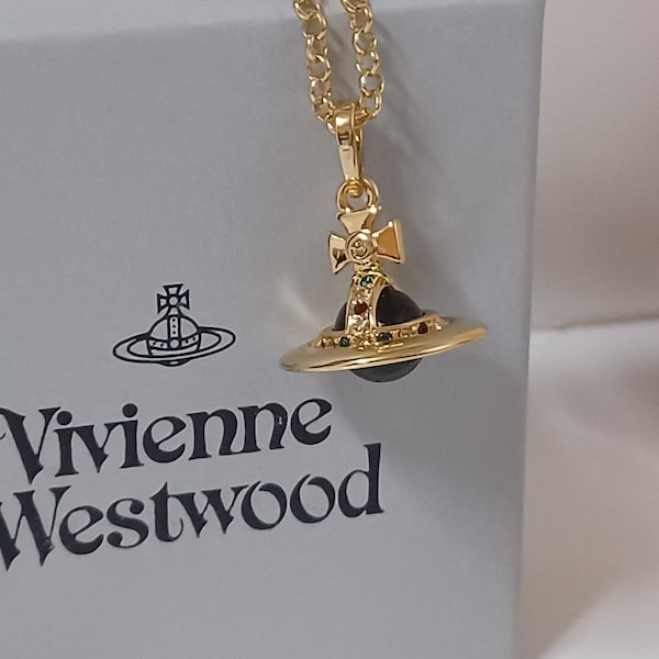 Vivienne Westwood- Collier Orbe noir plaqué or avec cristaux Swarovski.