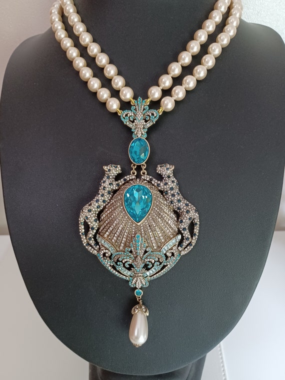 Heidi Daus- Collier de perles avec 2 panthères-co… - image 1