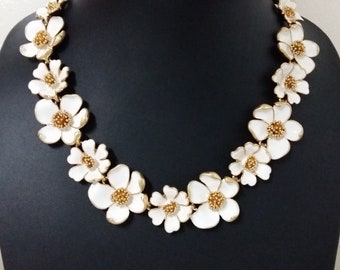 Oscar de la Renta-Collier fleurs émaillées en blanc