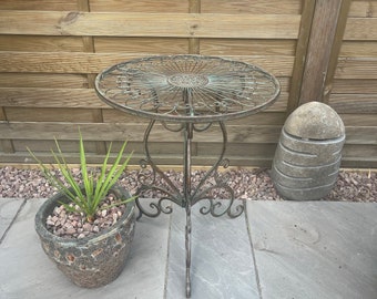 Decorative Indoor / Outdoor Garden Metal Table / Plant Stand in Verdigris (Reddish Green) / Patio Table