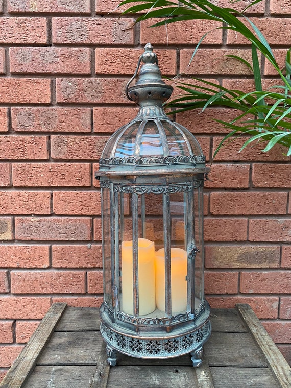 Beautiful Large Round Rose Gold Vintage / Antique Style Circular Glass Candle Floor / Tabletop Lantern Suitable For Indoor and Outdoor Use