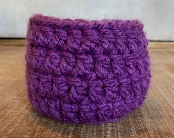 Adorable purple crocheted bowl || unique storage container || 3x5