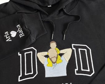 写真入りカスタム刺繍お父さんスウェットシャツ、カスタムお父さんEST誕生日パーティーパーカー、パーソナライズギフト、家族写真、クリスマスギフトのアイデア