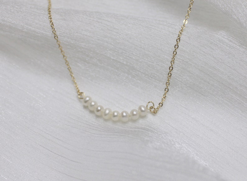 Gift for Her Pearl Necklace Bridesmaid Gift Minimalist Jewelry Handmade Jewelry 14k Gold Plated Everyday Jewelry