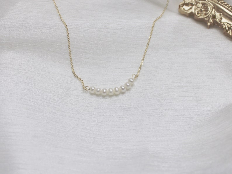 Gift for Her Pearl Necklace Bridesmaid Gift Minimalist Jewelry Handmade Jewelry 14k Gold Plated Everyday Jewelry