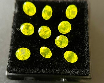 Fluorescent Yellow (Yttrium Aluminum Garnet) Ce:YAG - 10x - 4mm Round Cut