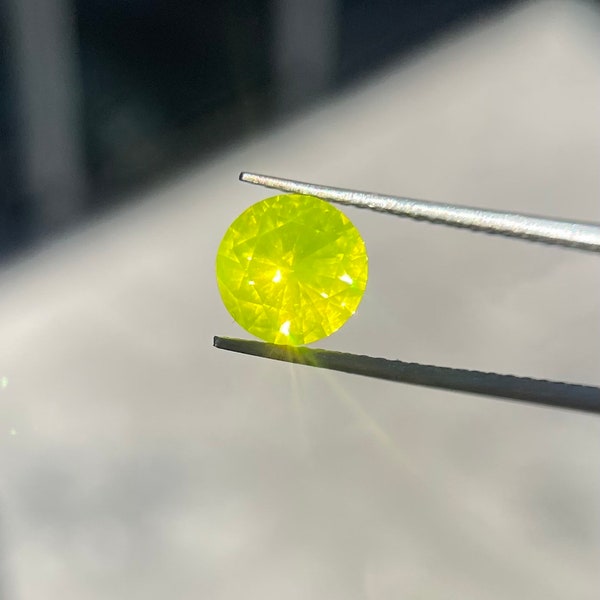 Fluorescent Yellow (Yttrium Aluminum Garnet) Ce:YAG - x2 - 7mm  Round Cut