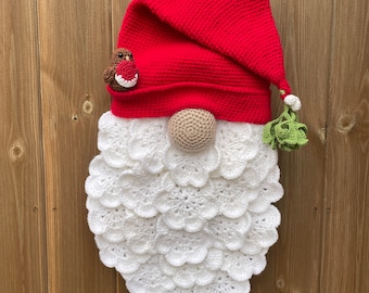Crochet Christmas, festive, gonk, gnome, wreath pattern, light up beard, pdf, download