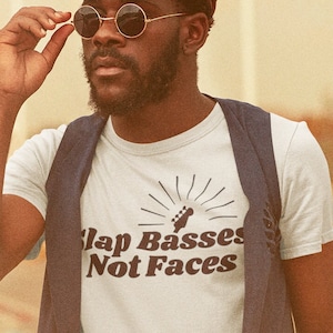 Slap Basses Not Faces Funny Bass Guitar Tee Men&#39;s Heavyweight T-Shirt Jaco Wooten Bootsy Flea Funk Slap n Pop