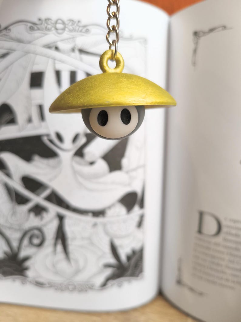 Hollow Knight, Hornet, Sherma, keychain inspired in Hollow Knight Silksong videogame Sherma