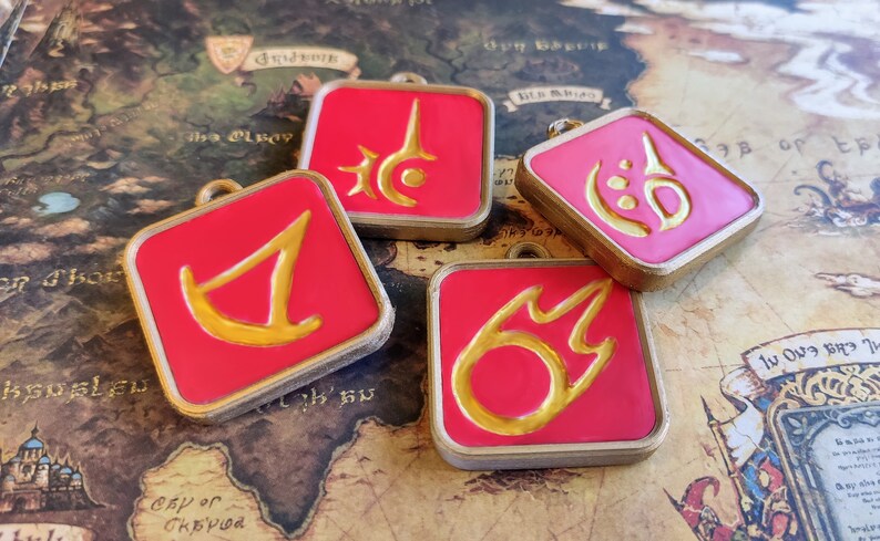 FFXIV jobs Keychain / Charms Dawntrial jobs included pictomancer and viper. image 9