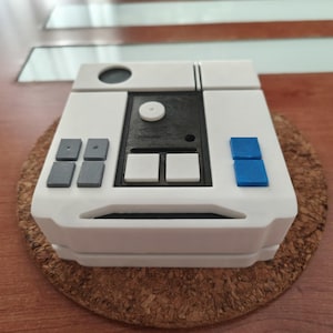 Star Wars Resistance Pilot Chest Box image 5