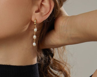 Boucles d'oreilles délicates en or 18 carats avec perles baroques naturelles, boucles d'oreilles en perles d'eau douce pendantes, cadeau de Noël de gouttes d'oreilles vintage en argent sterling