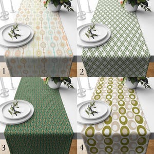 Retro Vintage 70s Geometric Table Runner,  Mid-Century Modern Table Runner, 70s Green Retro Table Runners,Retro MCM Table Runners