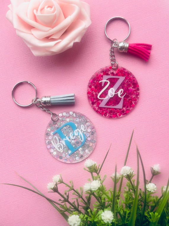 Personalized Glitter Keyring: Custom Initial Acrylic Bag Tag