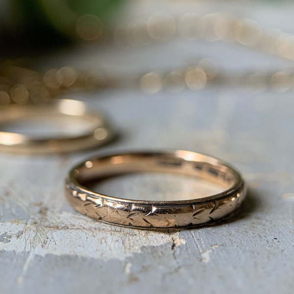 Vintage 9ct Gold Textured Ring