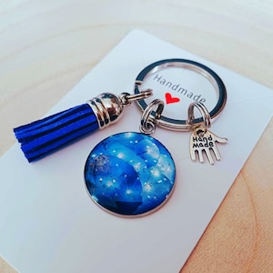Handmade keyring, handmade keyrings, resin keyrings, handmade art keyrings, handmade keychain, handmade keychains, keychains, keyrings