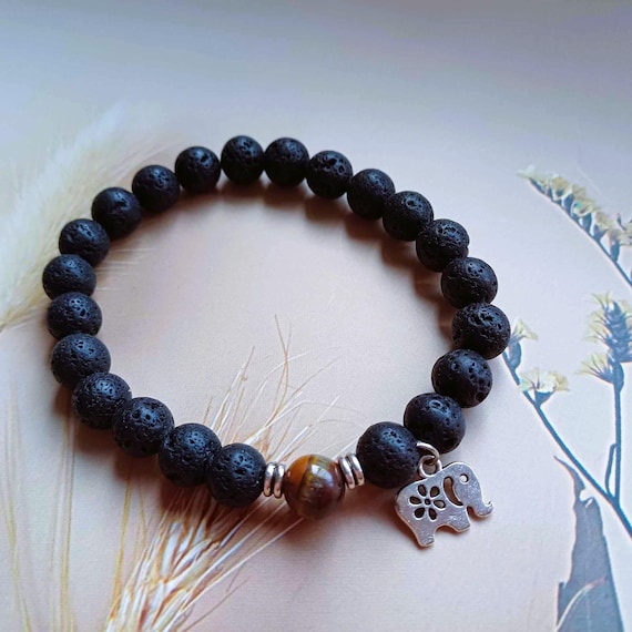 象のチャーム付きブレスレット 象のチャーム付きブレスレット