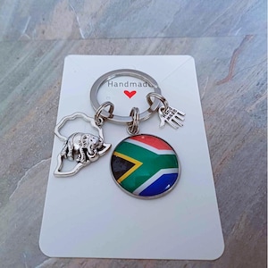 South African keyring , Africa charm keyring. South African gifts. South Africa. Keyrings. South Africa Keyring. South Africa flag keyring