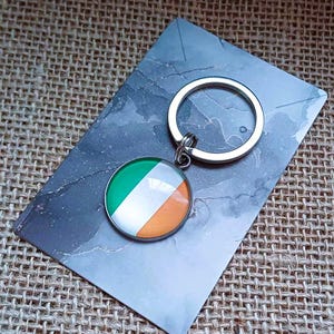 Ireland keyring, Ireland keyring gifts, Ireland  keyring, Ireland keychains, Ireland stocking fillers, Ireland flag