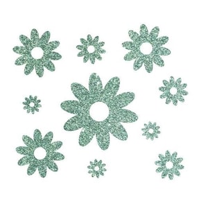 Könnte beinhalten: Eine Sammlung von neun glitzernden, grünen Blumenformen in verschiedenen Größen. Die Blumen sind in einem zufälligen Muster auf weißem Hintergrund angeordnet.