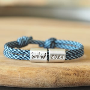 bracelet écolier myjori personnalisé avec gravure, cône scolaire, corde à voile, encouragement, nom