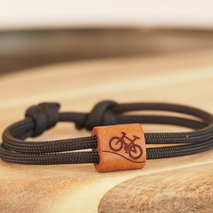 myjori mountainbike houten armband, fiets, bergen, zeiltouw, armband met gravure, houten sieraden