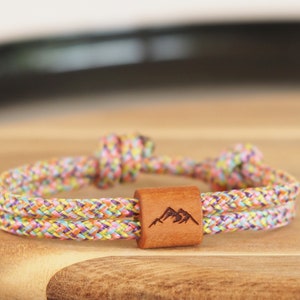 Mountaineer wooden mountain bracelet made of sailing rope with a mountain motif image 2