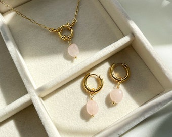 Rose quartz earrings made of gold-plated stainless steel / heart