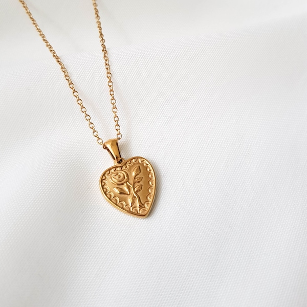 CARA / handmade vintage heart necklace made of gold-plated stainless steel / dainty heart necklace / everyday necklace / layering necklace